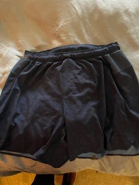 lululemon athletica Men's Athletic Shorts - Navy